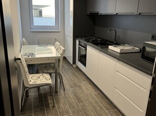 Inchiriere apartament 2 camere Militari, Uverturii, metrou Gorjului cu centrala si par