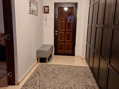 Apartament 2 camere Ozana, oferim spre vanzare apartament cu 2 camere semid