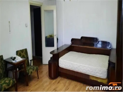 Apartament 2 camere zona Andrei Saguna etaj 2, CENTRALA