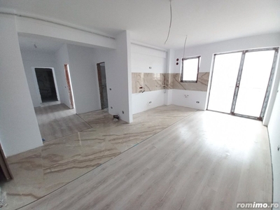 Apartament 3 camere. Decomandat. Bucatarie separata. Etaj 1.2 Bai. Dressing.