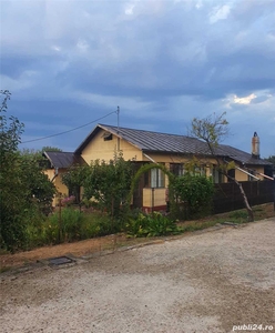 Vand casa in Stefanesti, Zavoi, teren 3404 mp, 99000 euro