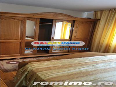 inchiriez apartament cu 2 camere et 1 zona Teilor