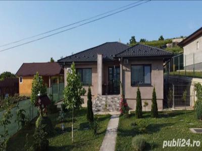 Vind casă in Tomesti deal ,o statie după primarie ,construită de proprietar!