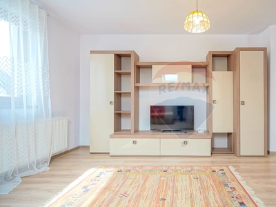 Apartament 2 camere vanzare in bloc de apartamente Brasov, Ghimbav, Sud
