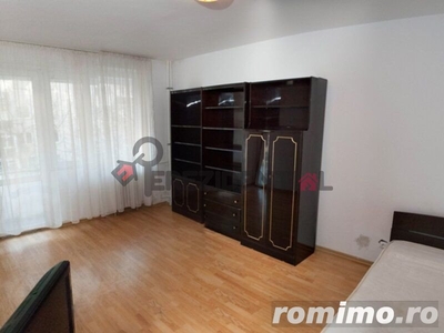 Apartament 3 camere decomandat - Tineretului