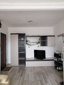 Apartament 3 camere decomandat zona Vasile Aron