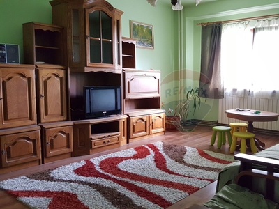 Apartament 3 camere vanzare in bloc de apartamente Cluj-Napoca, Semicentral