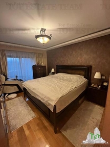 Apartament 4 camere - Casa Poporului - Vanzare