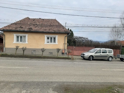 Casa si teren REGHIN str. Vanatorilor