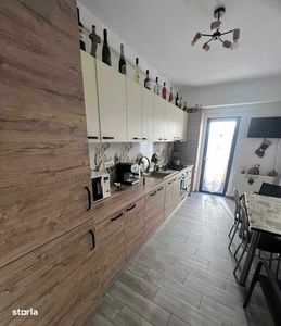 Proprietar vând apartament cu 4 camere Hipodrom-Scolilor