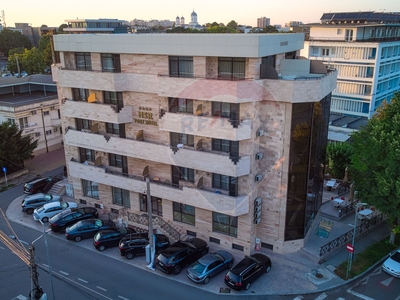 Hotelpensiune 32 camere vanzare in Constanta, Mangalia, Sud