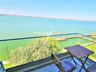 Mamaia Apartament exclusivist cu vedere la Mare si Lacul Mamaia