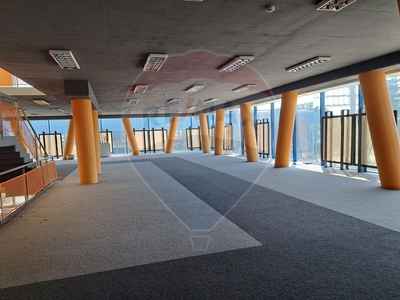 Spatiu comercial 1600 mp inchiriere in Clădire birouri, Bucuresti Ilfov, Tunari