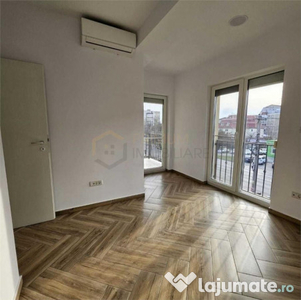 Torontalului- apartament 3 camere, centrala proprie, 3 clime