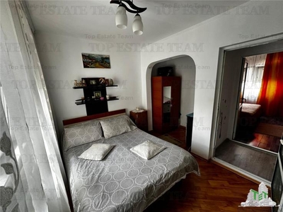 APARTAMENT 3 CAMERE BABA NOVAC