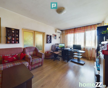 Apartament cu 4 camere și 2 băi strada Gheorghe Lazar -...