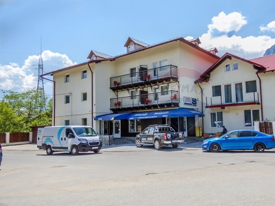Hotelpensiune 15 camere vanzare in Prahova, Busteni, Zamora