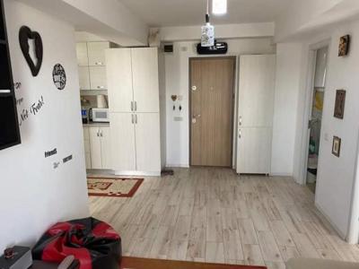 Ovidiu -Clinica OCH apartament 3 camere, mobilat, utilat, 50 mp.