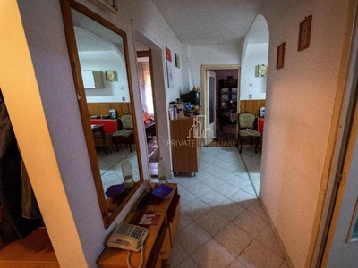 Apartament 3 camere, 2 bai, et.2/8, Pandurilor - zona E-on Tudor