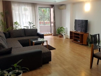 APARTAMENT 4 CAMERE