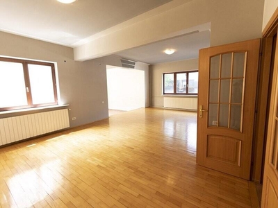 APARTAMENT 4 CAMERE