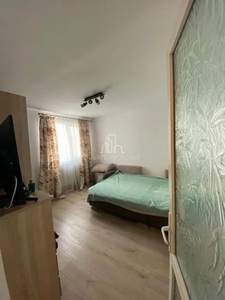 Apartament 4 Camere 90 Mp, Blocul Gazului, Zona Rovinari