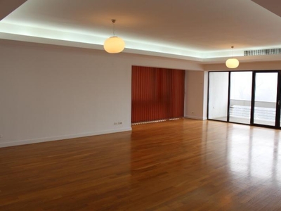 APARTAMENT 4 CAMERE