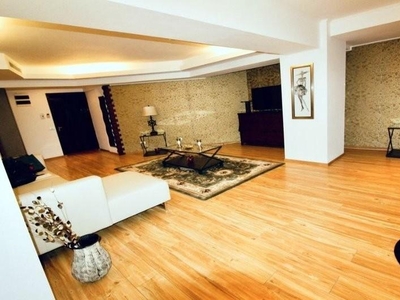 APARTAMENT 4 CAMERE