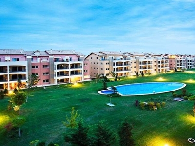 APARTAMENT 4 CAMERE