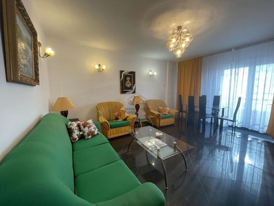 APARTAMENT COCHET DE 2 CAMERE LA INCHIRIERE IN PIATA VICTORIEI