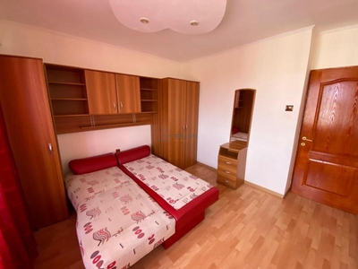 Apartament de 2 camere, decomandat, zona Rexo Coffee