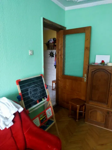 Apartament de vanzare 3 camere decomandat zona Canta