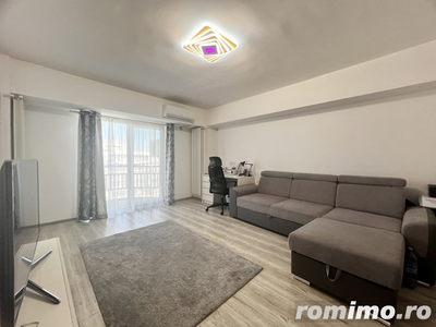 Apartament renovat, spatios, central in Bdul Unirii - Traian