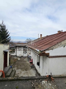 Casa De Vanzare cu Teren 308 Mp, Str Capalna, Zona 7 Noiembrie