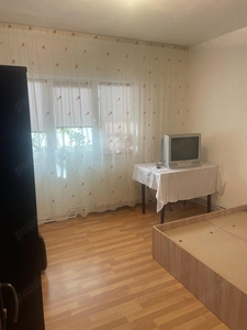 Închiriez apartament cu două camere în Balș zona ultracentrală