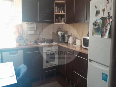 Apartament 2 camere etaj 2 amenajat integral cu centrala bloc izolat Complex Studentesc