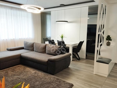 Apartament 2 camere lux de inchiriat bloc exclusivist ultracentral