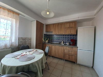 Apartament 2 camere, zona Ceferistilor