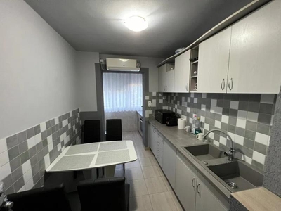 Apartament 2 camere, zona Decebal