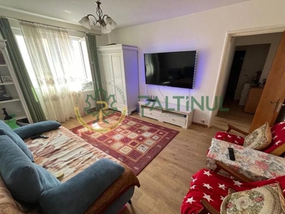 Apartament 3 camere etaj 3 zona Mihai Viteazu