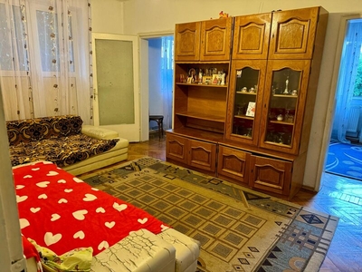 Apartament 3 camere Giurgiului, apartament 3 camere 55mp + boxa 6 mp vand a