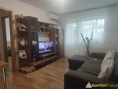 Apartament 3 camere Miron Costin