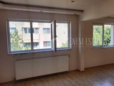 Apartament 3 camere, Tomis 3