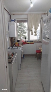 Apartament Brazda cu centrala, renovat 3/10