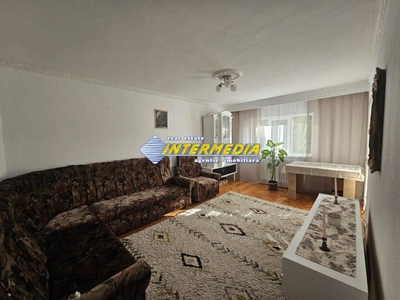 Apartament camere decomandat etaj 2 Cetate Stadion