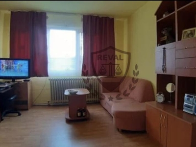 Apartament cu 2 camere, in supr. de 39 mp., zona Cetate.