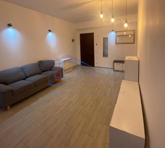 Apartament cu 3 camere, zona Centrala, Bloc Nou, 3c4012