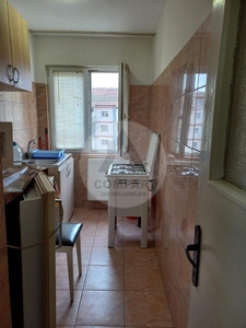 Apartament o camera decomandat amenajat zona Sagului