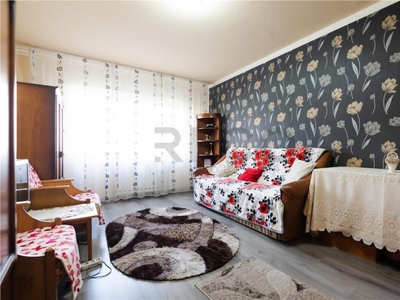 RECO Apartament cu 3 camere decomandat Rogerius, Theodor Sperantia