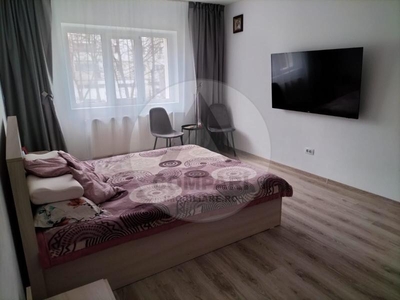 Vand apartament 2 camere Izvoare